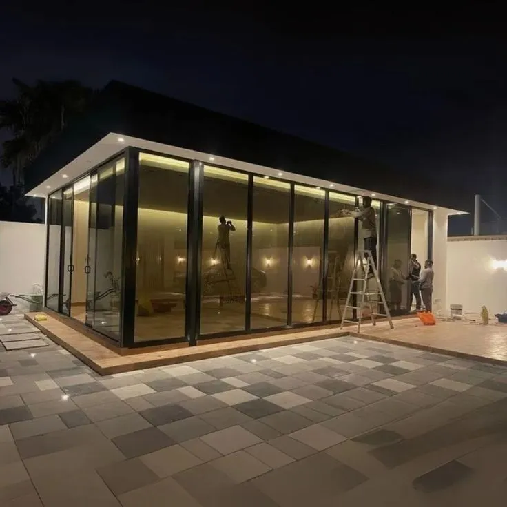 مقاول تركيب مجلس زجاج بتصميم هندسي في الدمام الخبر الاحساء